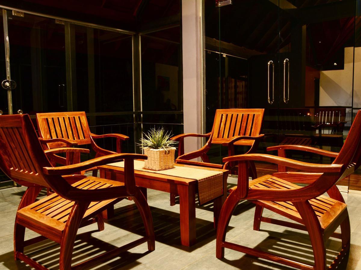 Mount Lake Inn Nuwara Eliya Exterior foto